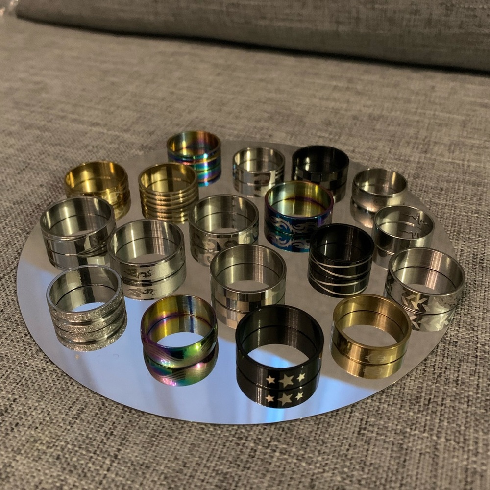 High Quality Engraved Ring Set